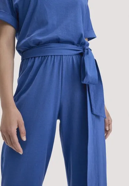 hessnatur hessnatur Jersey Jumpsuit Regular aus reiner Bio-Baumwolle, Kobalt, – Produktbild 2 von 4