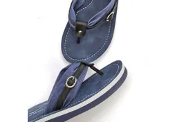 VENICE BEACH VENICE BEACH Sandale, Badeschuh, Pantolette, Badelatsche, Flip Flop, Badeschlappe Badezehentrenner Zehentrenner mit wasserabweisender und leichter Sohle VEGAN – Produktbild 1 von 1