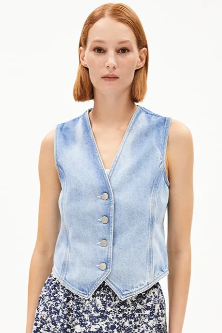 ARMEDANGELS ARMEDANGELS Damen vegan Weste Sineriaa Atlas Blau, Hellblau, – Produktbild 2 von 2