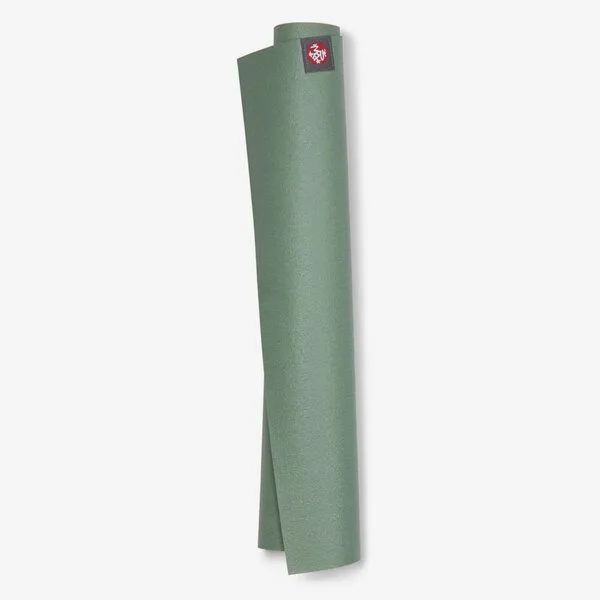 Manduka Manduka eKO SuperLite® Travel Mat Yogamatte, Leaf green, – Produktbild 4 von 4
