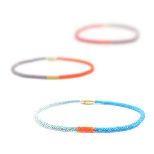 Sakiba Sakiba Collier Svelte Tricolor, Weiß-mittelblau, – Produktbild 2 von 3