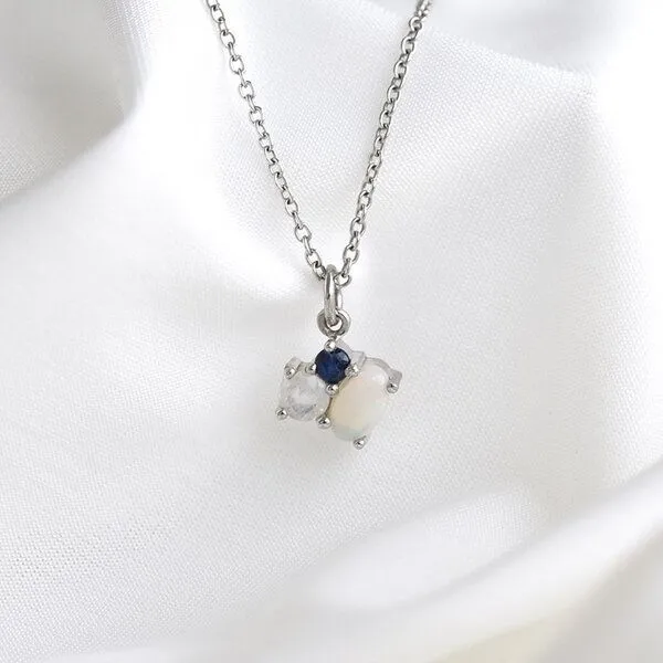 Eppi Eppi Minimalistische Kette mit Anhänger Loviise, Weiss, – Produktbild 2 von 4