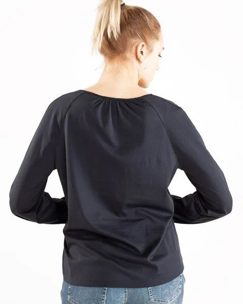 Alma & Lovis Alma & Lovis Feminines Blusenshirt aus Bio-Baumwolle | Raglan Blouse, Captain blue (dunkelblau), – Produktbild 4 von 4
