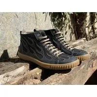 b y r d b.y.r.d. High-Cut Sneaker burning 67 – Produktbild 1 von 1