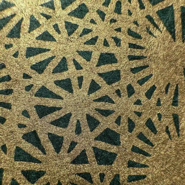 Veskor Cassiopeia Veskor Cassiopeia DEMIHEPTERAKT Heilige Geometrie Linoldruck | 40 × 40 cm | Lichtgold auf Smaragdgrün – Produktbild 4 von 4