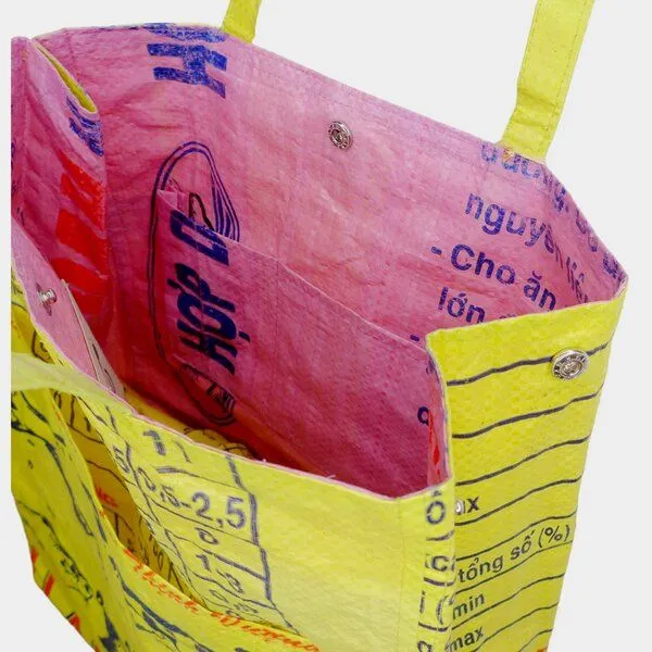 REFISHED fair fashion REFISHED fair fashion Tasche BUSINESS BAG upcycelte Fischfuttersäcke, #fish gelb-dollar, – Produktbild 7 von 7