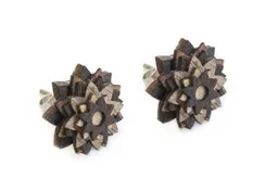 BeWooden BeWooden Ohrstecker mit Holzdetails | "African Flower" – Produktbild 1 von 1