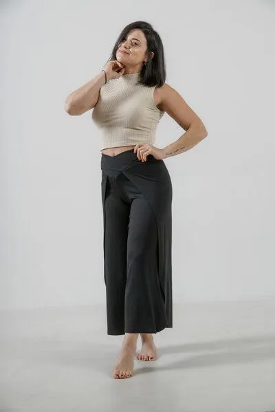 YogiLiebe YogiLiebe Yoga Pant "Lakshmi" Tencel, Berry, – Produktbild 4 von 4