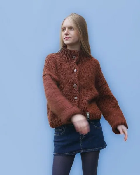 PANAPUFA PANAPUFA Chunky Strickjacke aus Merinowolle, Braun, – Produktbild 3 von 4