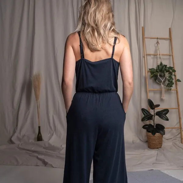 Vresh Clothing Vresh Clothing Velicity - Jumpsuit mit TENCEL (TM) Lyocell, Blueberry, – Produktbild 4 von 4