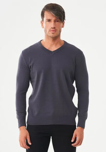 ORGANICATION ORGANICATION Pullover aus Bio-Baumwolle mit V-Ausschnitt, Asphalt, – Produktbild 1 von 3