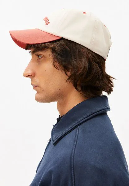 ARMEDANGELS ARMEDANGELS YENAAS COLORBLOCK Unisex Cap aus Bio-Baumwolle, Oatmilk-tabasco red, – Produktbild 2 von 4