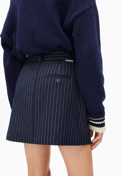 ARMEDANGELS ARMEDANGELS PINSTRIPE Damen Webrock aus TENCEL Lyocell Mix, Night sky-white, – Produktbild 3 von 4