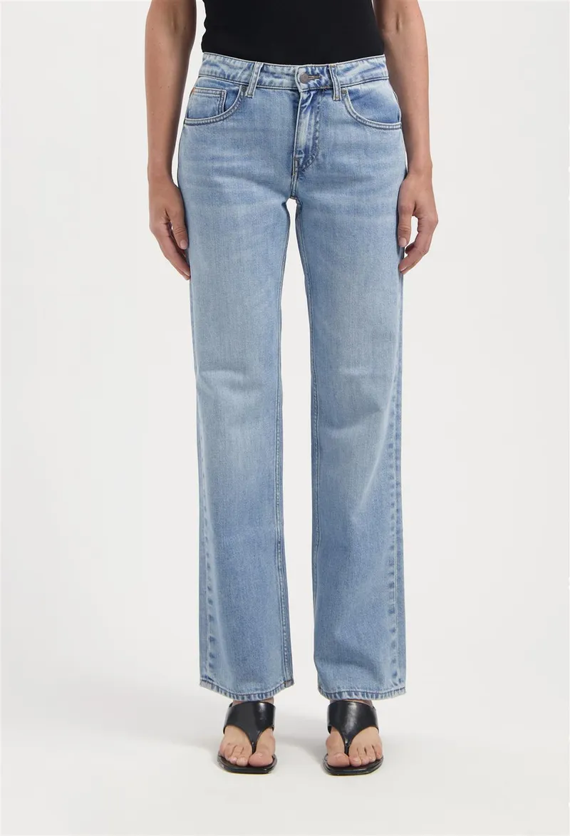 MUD Jeans MUD Jeans Mid Straight Jeans Modell: Carry, Light stone vintage, – Produktbild 1 von 1