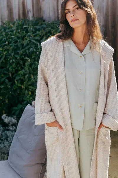 AmourLinen AmourLinen Waffel-Bademantel aus Leinen für Damen, Creme, – Produktbild 3 von 4