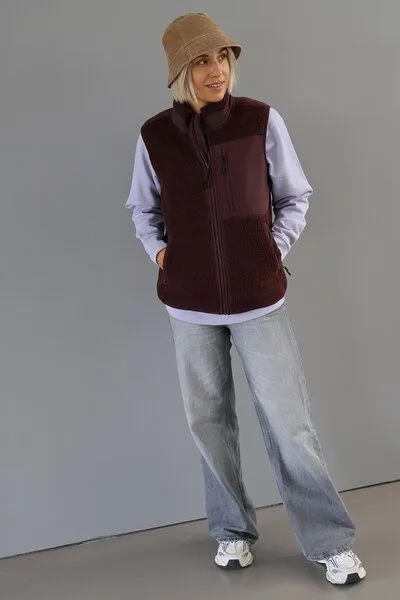 Kultgut Kultgut New Recycling Generation - Kuschelige Sherpa Fleeceweste / With Love, Dunkelrot, – Produktbild 4 von 5