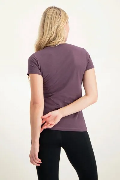 Urban Goddess Urban Goddess Namaste Core Yoga Tee, Berry (lila), – Produktbild 3 von 4