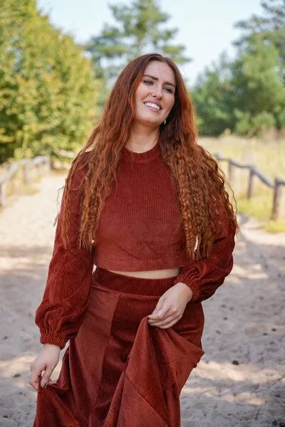 Vivien Joy Vivien Joy Crop Cordpullover Marleen, Sienna (rot), – Produktbild 2 von 4