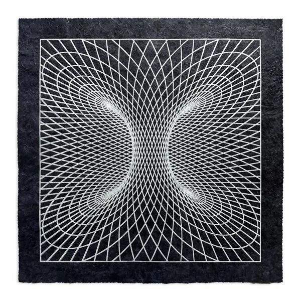 Veskor Cassiopeia Veskor Cassiopeia TORUSFELD Heilige Geometrie Linoldruck | 40 x 40 cm | Silber auf Schwarz – Produktbild 1 von 4