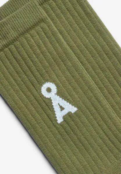 ARMEDANGELS ARMEDANGELS SAAMUS BOLD Unisex Socken aus Bio-Baumwoll-Mix, Fatigue green, – Produktbild 1 von 3