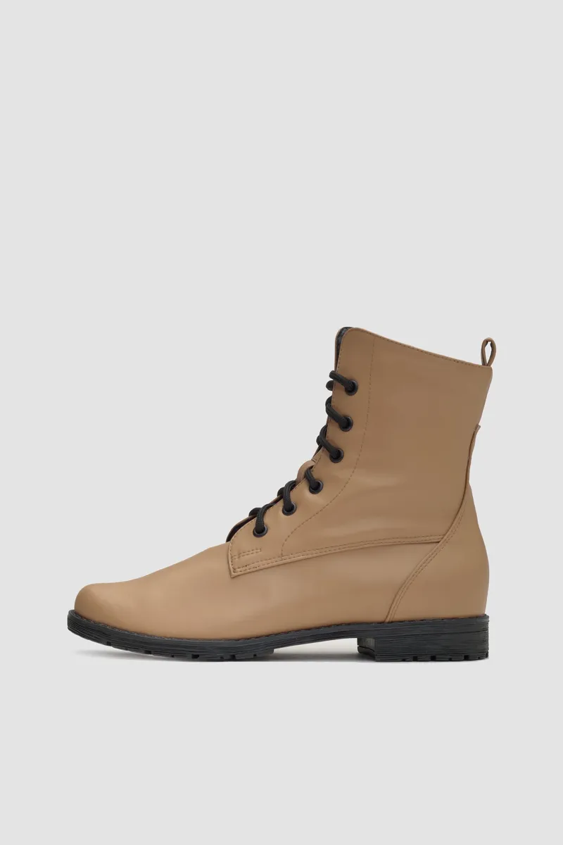 BOHEMA BOHEMA Damen vegan Stiefel Workers Nr. 2 Carmel Beige, Beige, – Produktbild 1 von 2