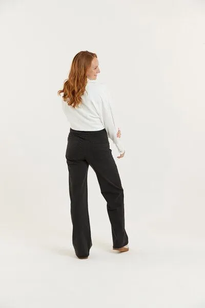 Flax and Loom Flax and Loom Tencel-Baumwoll Jeans Straight Fit Modell: Dinah, Schwarz, – Produktbild 3 von 4