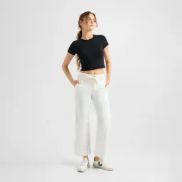 DAWN DEW Flared Cropped Soft Denim - French Pocket - White Denim - Off White / 30 / 28 – Produktbild 1 von 1