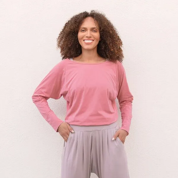 Jaya Jaya YANTI - Damen - Longsleeve für Yoga und Freizeit aus Biobaumwolle, Rosetaupe, – Produktbild 2 von 4