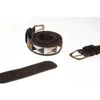 Africulture Africulture Ledergürtel Massai  "Karibu", Unisex, handgearbeitet aus Kenia. – Produktbild 1 von 1