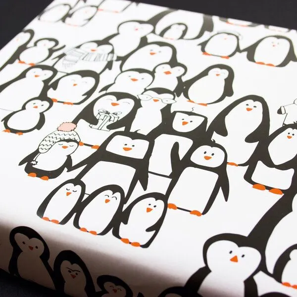 Bow & Hummingbird Bow & Hummingbird Geschenkverpackungs-Set "Frostige Freunde" – Produktbild 3 von 4