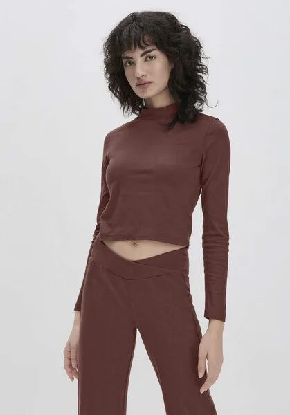 hessnatur hessnatur Longsleeve Fitted ACTIVE LIGHT aus reiner Bio-Baumwolle, Hennabraun, – Produktbild 1 von 4