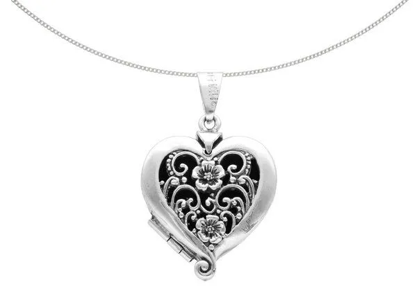 pakilia pakilia Silber Kette Herz Medaillon Fair-Trade und handmade – Produktbild 2 von 3