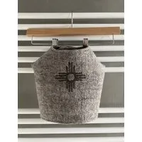 Wooliie Wooliie Handgefertigte Hundeweste aus Schurwolle, Luminous, – Produktbild 1 von 1
