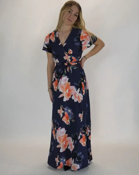 Aatise Aatise Langes Abendkleid im Wickeleffekt Zermonie 100% EcoVero, Blau bedruckt, – Produktbild 1 von 3