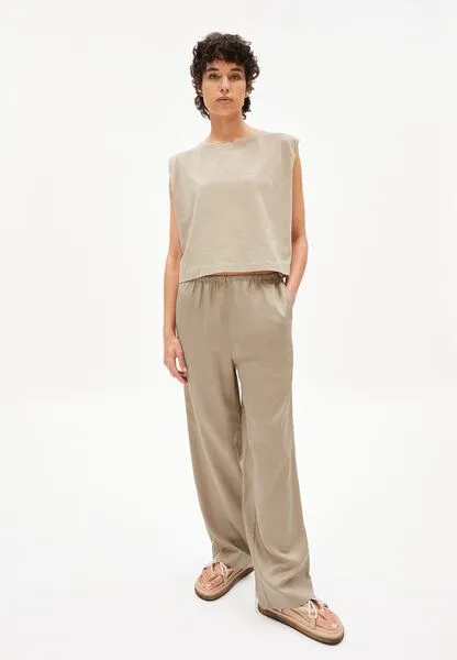 ARMEDANGELS ARMEDANGELS KALENAA - Damen Webhose aus TENCEL Lyocell, Light desert, – Produktbild 4 von 4