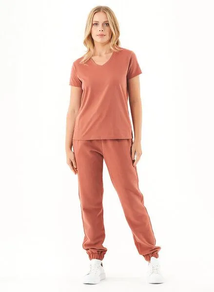 ORGANICATION ORGANICATION ESSENTIALS-PERRIE- Soft Touch Sweathose aus Bio-Baumwolle, Braun(cinnamon), – Produktbild 2 von 3