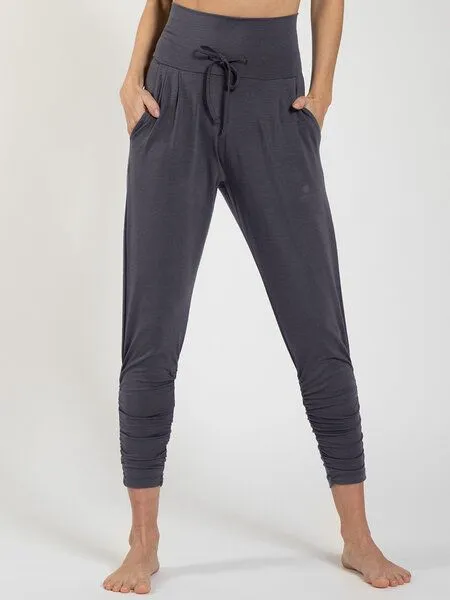 Magadi Magadi Yogahose FRANCIS aus Naturmaterial, Schwarz, – Produktbild 2 von 4