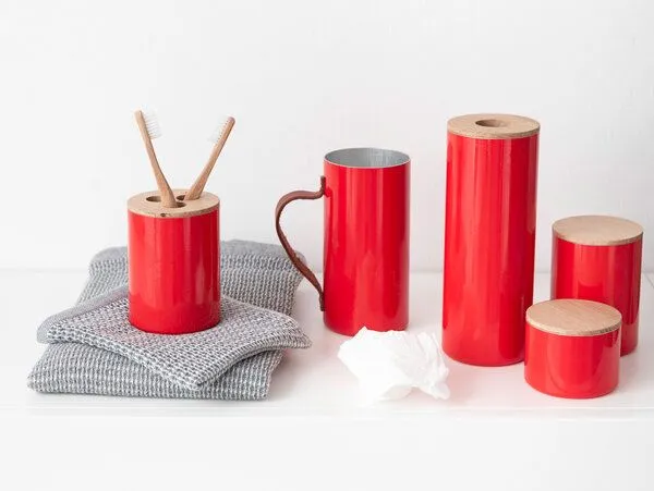 werkvoll by Lena Peter werkvoll by Lena Peter Nachhaltiger Badmülleimer FIRE - Upcycling Feuerlöscher, Rot, – Produktbild 3 von 4