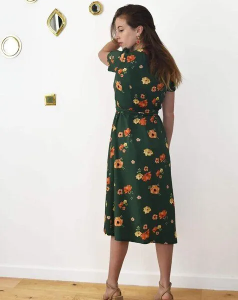 Aatise Aatise Wickelkleid Zovy Schmetterlingsärmel Druck 100% EcoVero, Grün1, – Produktbild 1 von 4
