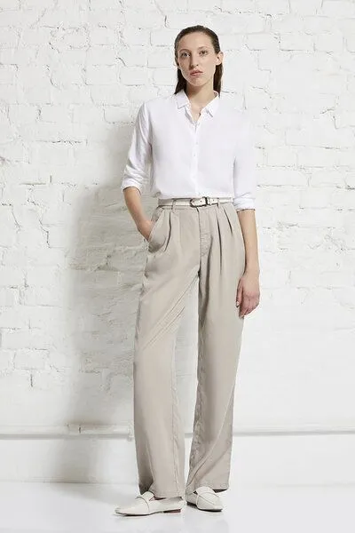 Wunderwerk Wunderwerk Damenhose aus 100% Lyocell (TENCEL) "Colette twill", Braun (light sand 222), – Produktbild 2 von 3