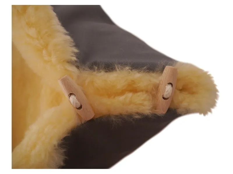Kaiser Naturfellprodukte Kaiser Naturfellprodukte Fußsack Kinderwagen Lammfell "NATURA" medizinisch gegerbt Länge 90 cm, Breite 45 cm (6-36 Monate), Blau, – Produktbild 2 von 2