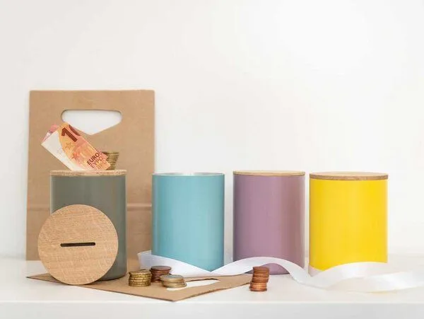 werkvoll by Lena Peter werkvoll by Lena Peter Recycling Feuerlöscher Spardose FIRE, Pastellviolett, – Produktbild 3 von 4