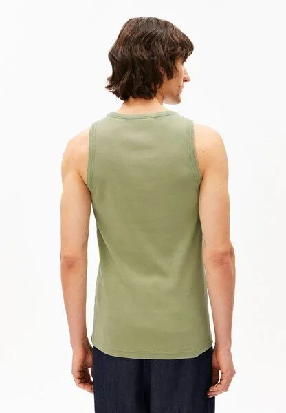 ARMEDANGELS ARMEDANGELS GMT DYE Herren Ripp-Top aus Bio-Baumwoll Mix, Fatigue green washed, – Produktbild 2 von 4