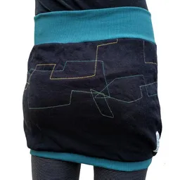 liebewicht Sweatrock Ballonrock Unikat liebewicht mit bunten Stickereien 3 Längen nach Wahl – Produktbild 1 von 1