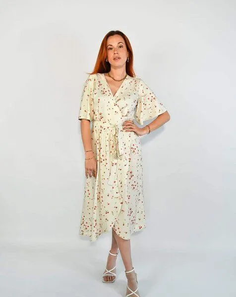 Aatise Aatise Zargot Blumen-Wickelkleid aus 100% Ecovero beige Blumendruck, Beige, – Produktbild 3 von 4