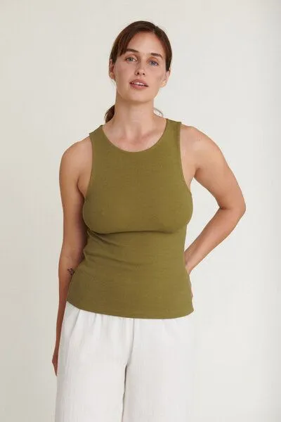 Basic Apparel Basic Apparel LUDMILLA Top aus Bio-Baumwolle, Grün (martini olive), – Produktbild 1 von 2