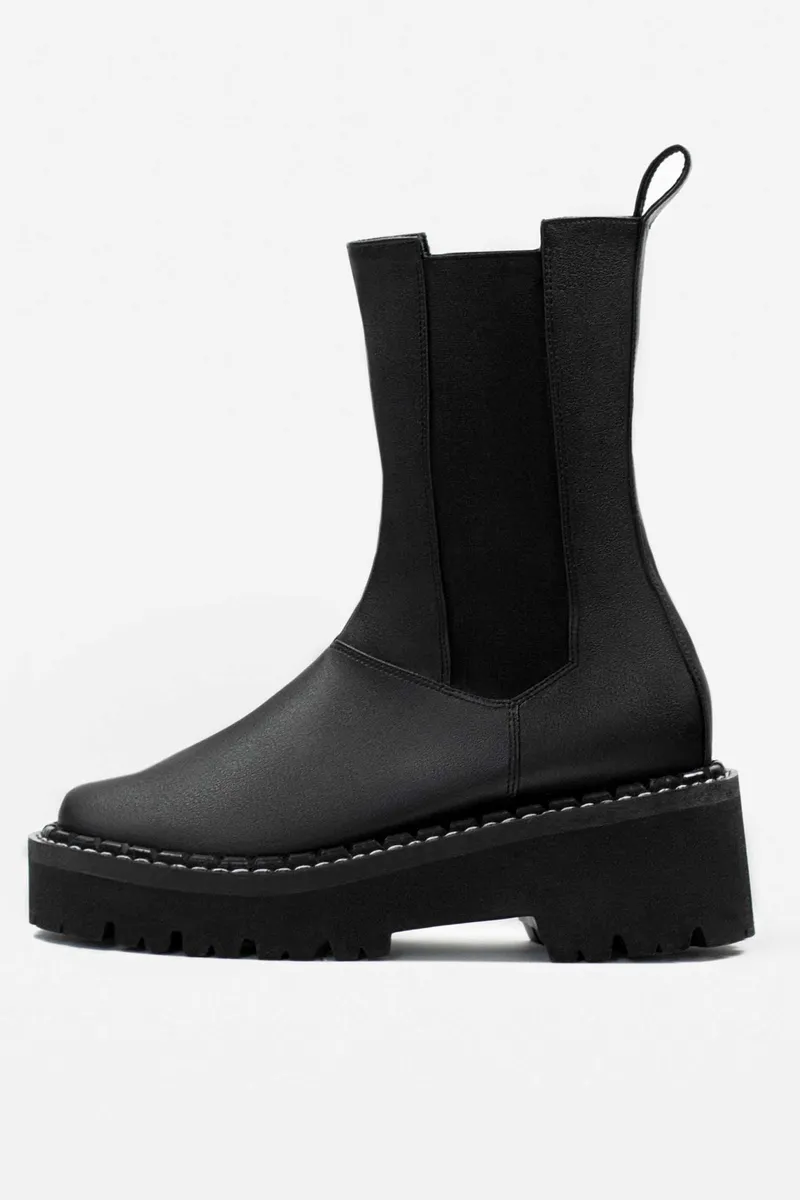 BOHEMA BOHEMA Damen vegan Chelsea-Stiefel Riot Schwarz, Schwarz, – Produktbild 2 von 2