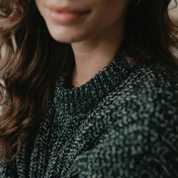 NORDLICHT NORDLICHT Oversize Wollpullover Pia, Dunkelgrün/weiß, – Produktbild 2 von 4