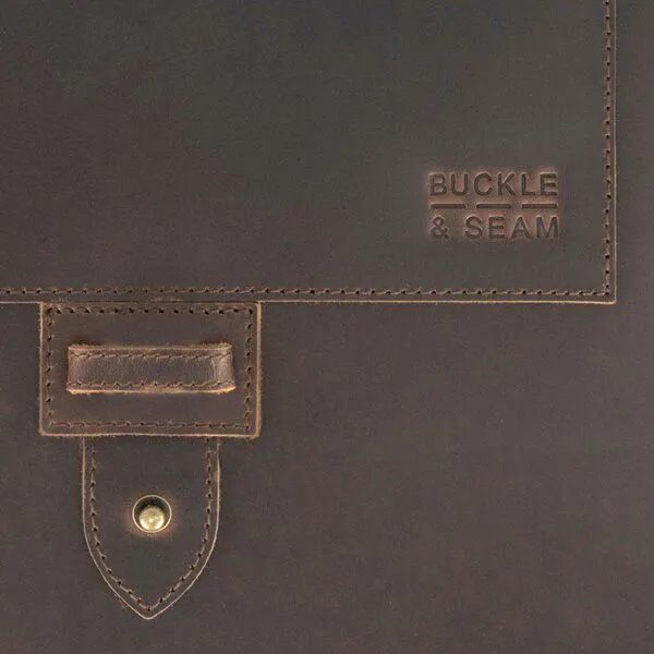 Buckle & Seam Buckle & Seam Leder Laptop Sleeve Aspen 13 Zoll, Braun, – Produktbild 4 von 4