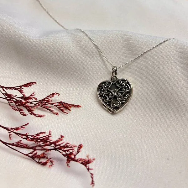 pakilia pakilia Amulett "Corazón Chinos – Produktbild 1 von 1
